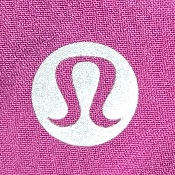 Lululemon Hotty Hot Short II *2.5" - 4 Garnet - Picture 5 of 6
